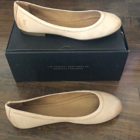 FRYE | Carrie Leather Flats - Picture 4 of 8